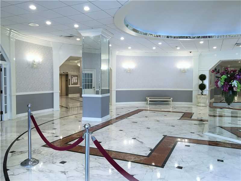 3800 South Ocean Dr, Hollywood, FL 33019