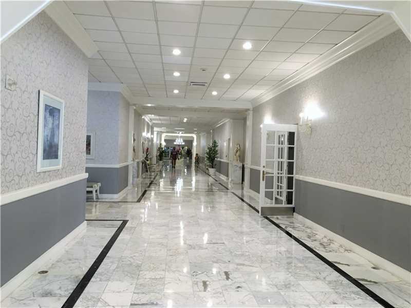 3800 South Ocean Dr, Hollywood, FL 33019