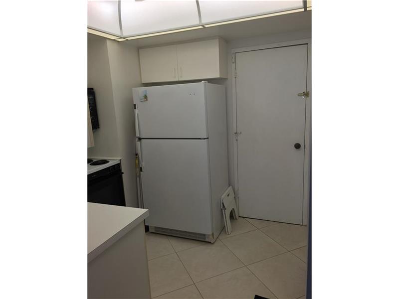 3505 South Ocean Dr, Hollywood, FL 33019