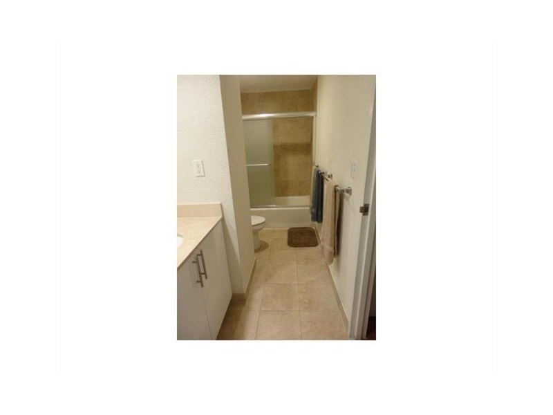 4001 South Ocean Dr, Hollywood, FL 33019