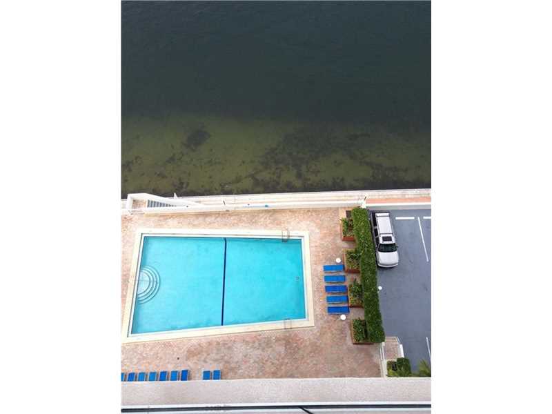 3000 South Ocean Dr, Hollywood, FL 33019
