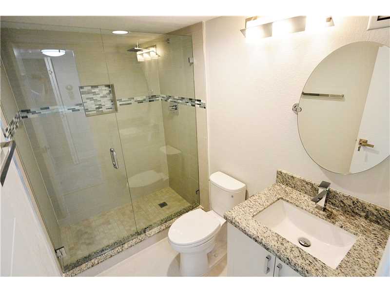 2751 S Ocean Dr 1803N, Hollywood, FL 33019