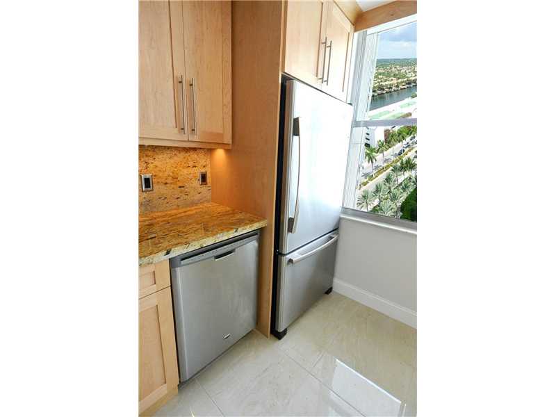 2751 S Ocean Dr 1803N, Hollywood, FL 33019