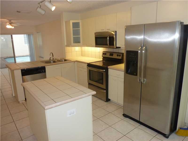 1130OYSTERWOOD ST, Hollywood, FL 33019