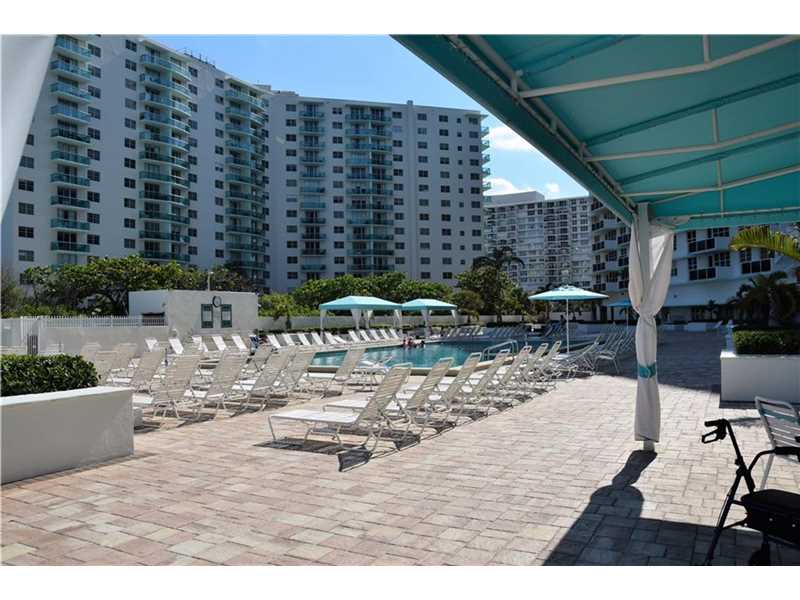 3725 South Ocean Dr, Hollywood, FL 33019