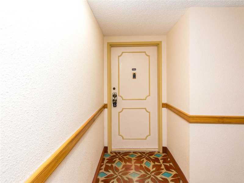 2301 South Ocean Dr, Hollywood, FL 33019