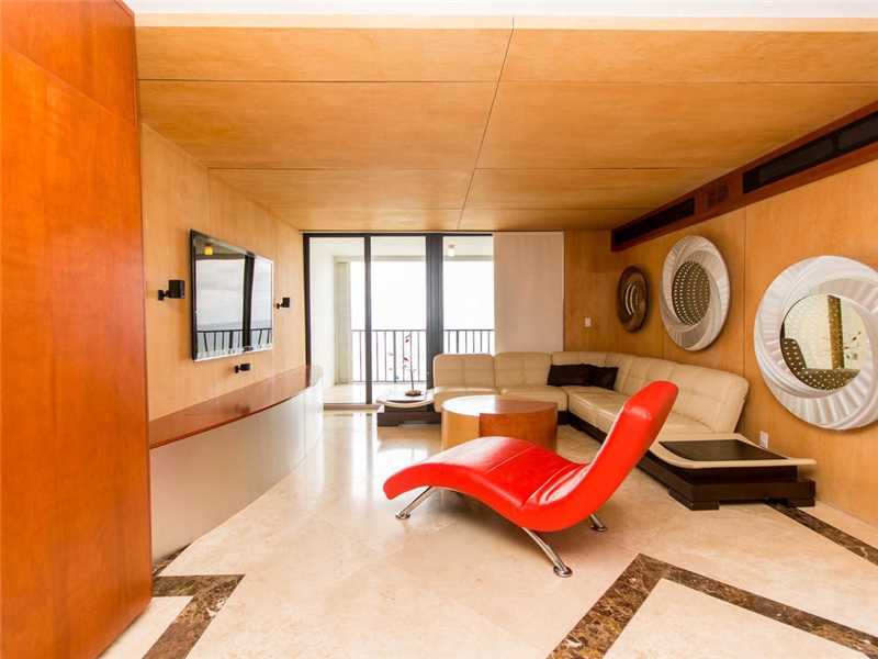 2301 South Ocean Dr, Hollywood, FL 33019