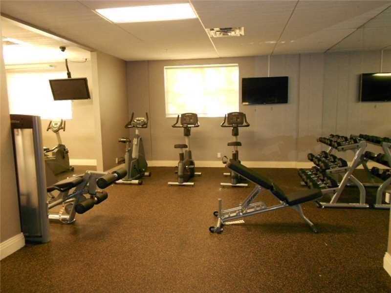 3901 South Ocean Dr, Hollywood, FL 33019