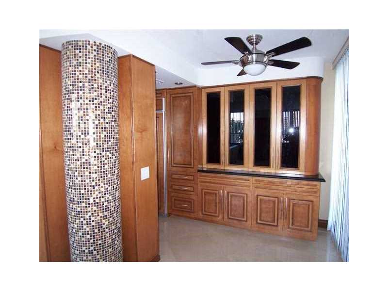 3505 South Ocean Dr, Hollywood, FL 33019