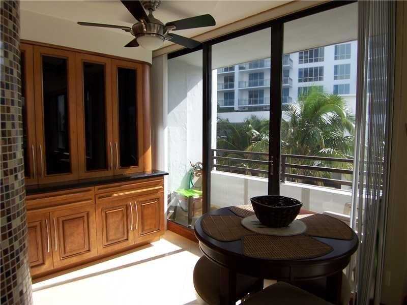 3505 South Ocean Dr, Hollywood, FL 33019