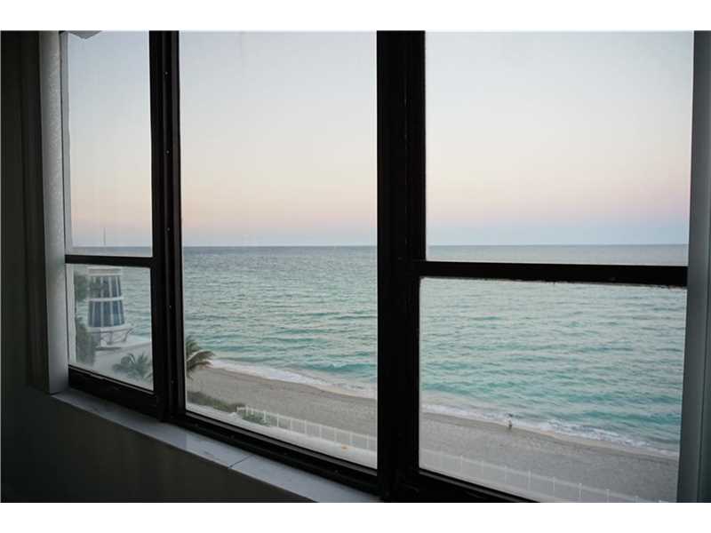 3505 South Ocean Dr, Hollywood, FL 33019