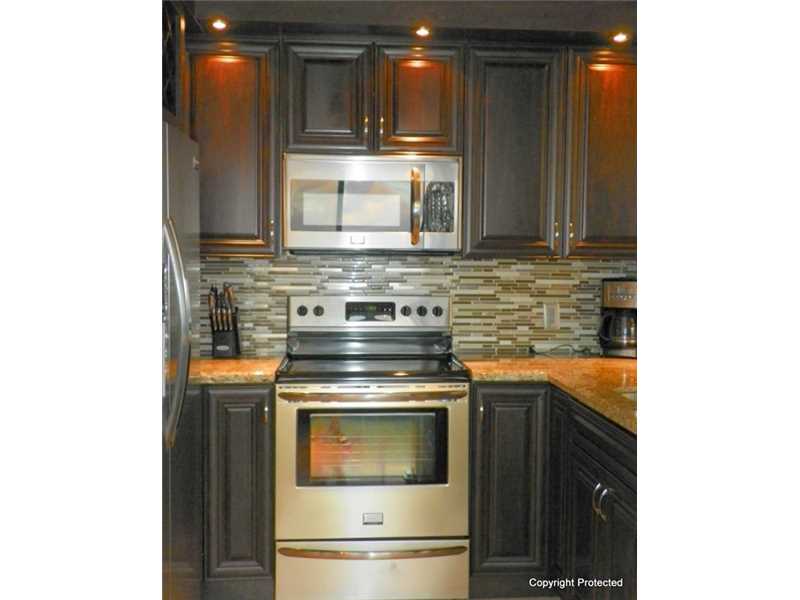 3505 South Ocean Dr, Hollywood, FL 33019