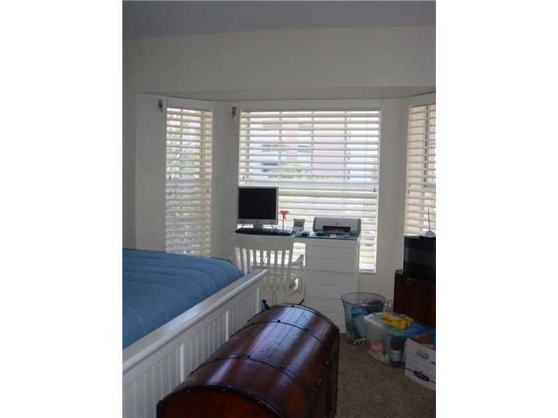 4216 North Ocean Dr, Hollywood, FL 33019