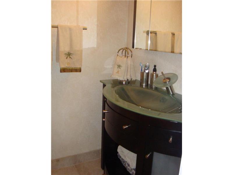 4216 North Ocean Dr, Hollywood, FL 33019