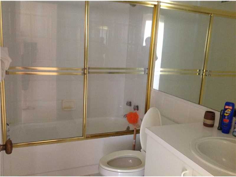 3505 South Ocean Dr, Hollywood, FL 33019