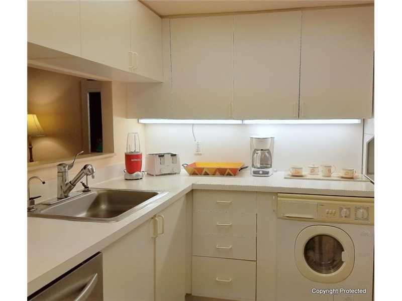 3505 South Ocean Dr, Hollywood, FL 33019