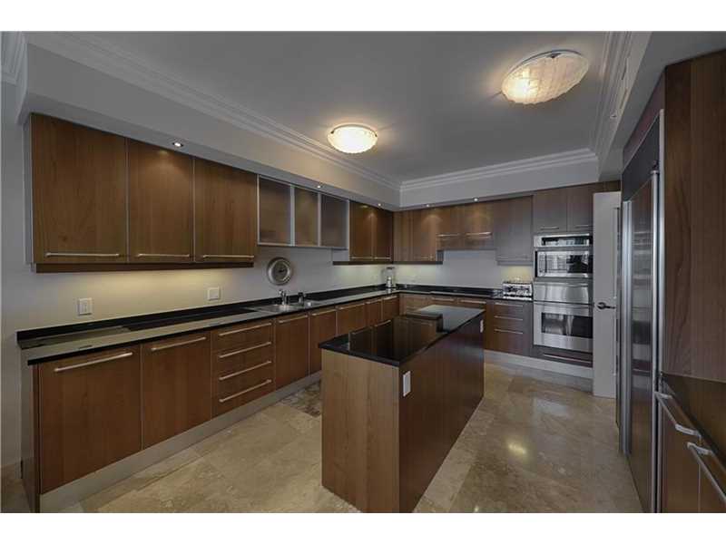 3101 South Ocean Dr, Hollywood, FL 33019