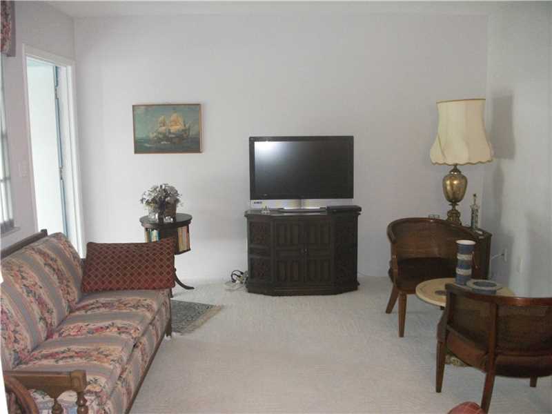 1351 North 12th Ct, Hollywood, FL 33019