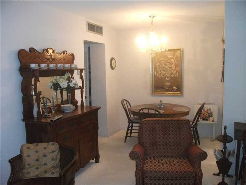 1351 North 12th Ct, Hollywood, FL 33019