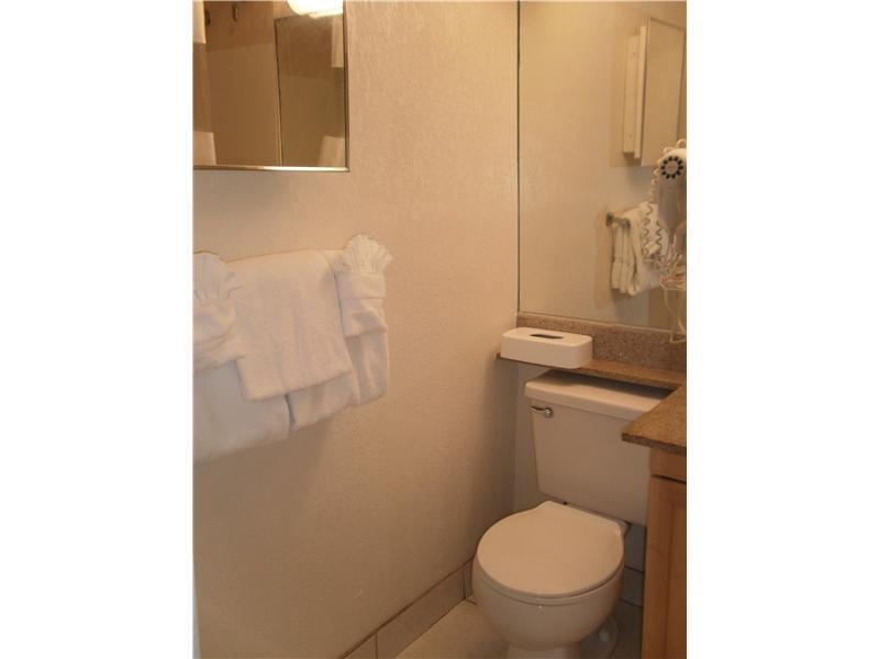 101 North ocean, Hollywood, FL 33019