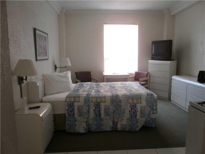 101 North ocean, Hollywood, FL 33019