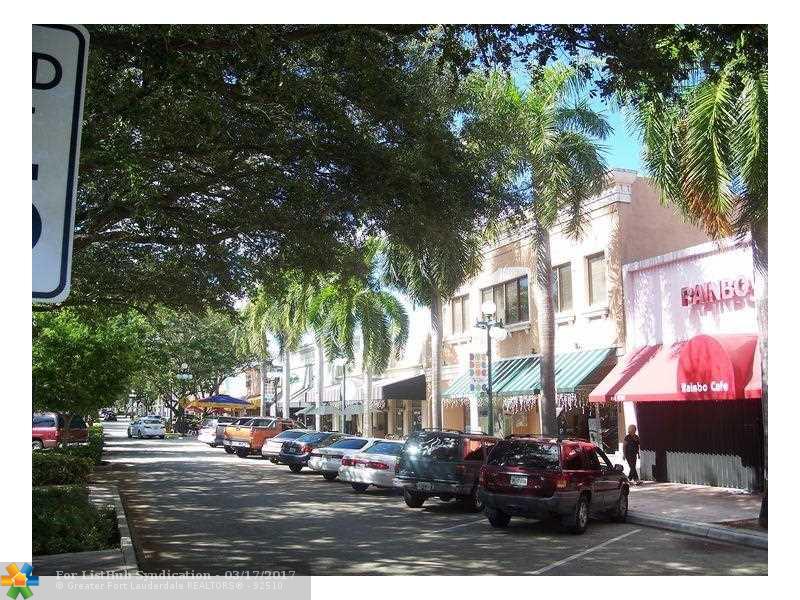 2032 Hollywood Blvd 6 E, Hollywood, FL 33020