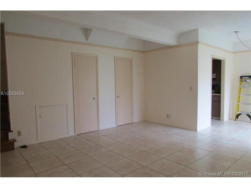 2304Roosevelt St, Hollywood, FL 33020