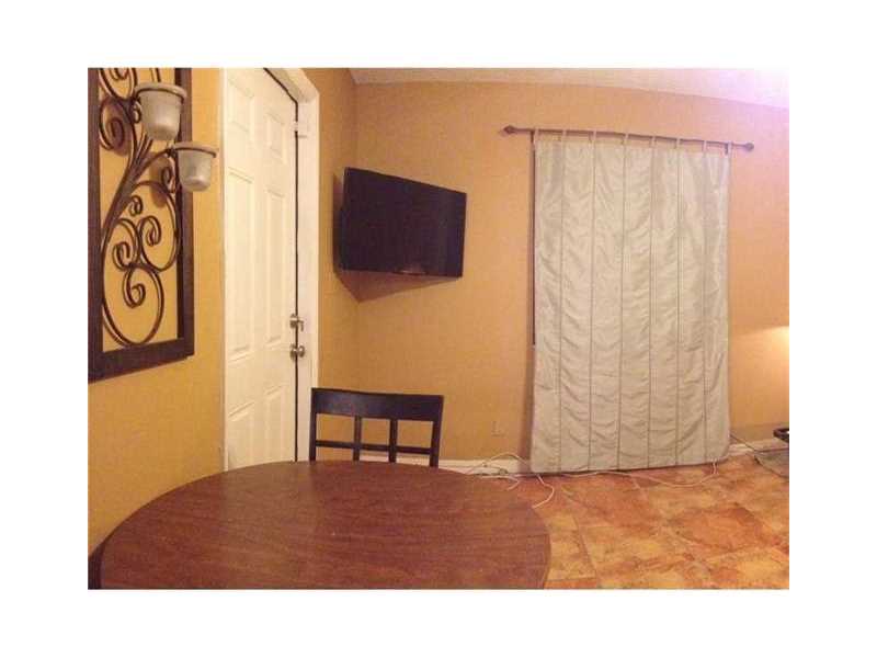 2306 Lee, Hollywood, FL 33020