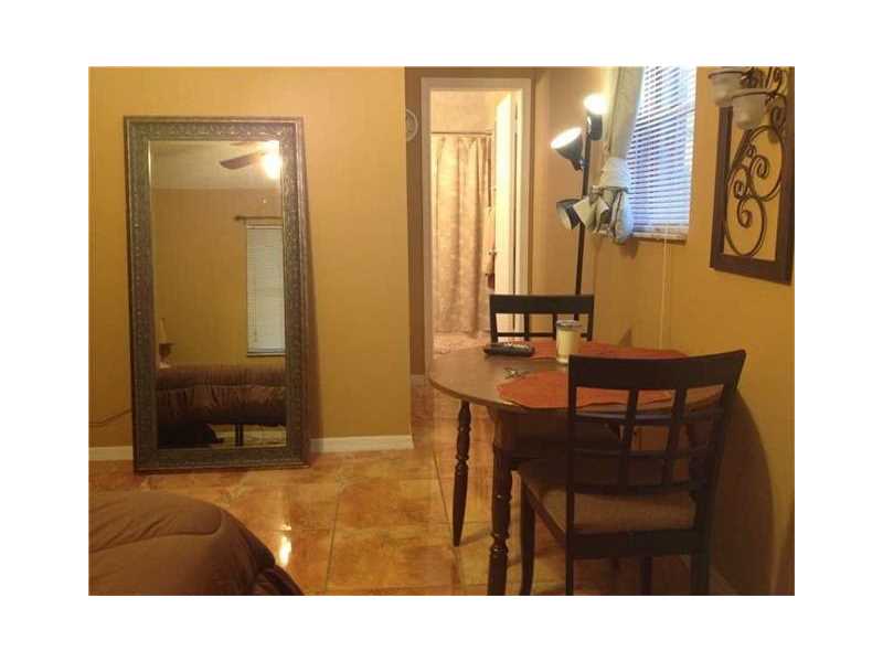 2306 Lee, Hollywood, FL 33020