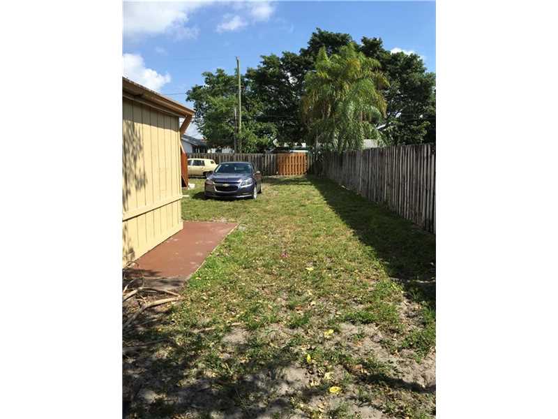 2317Roosevelt St, Hollywood, FL 33020