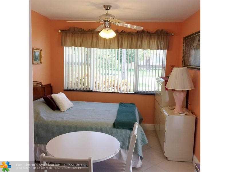 1425 Jefferson St, Hollywood, FL 33020