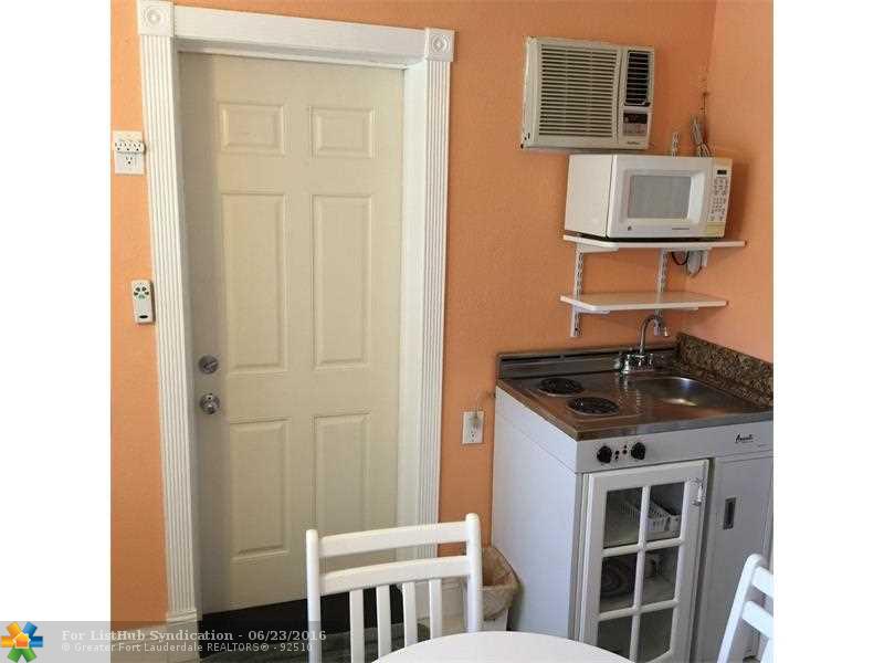 1425 Jefferson St, Hollywood, FL 33020