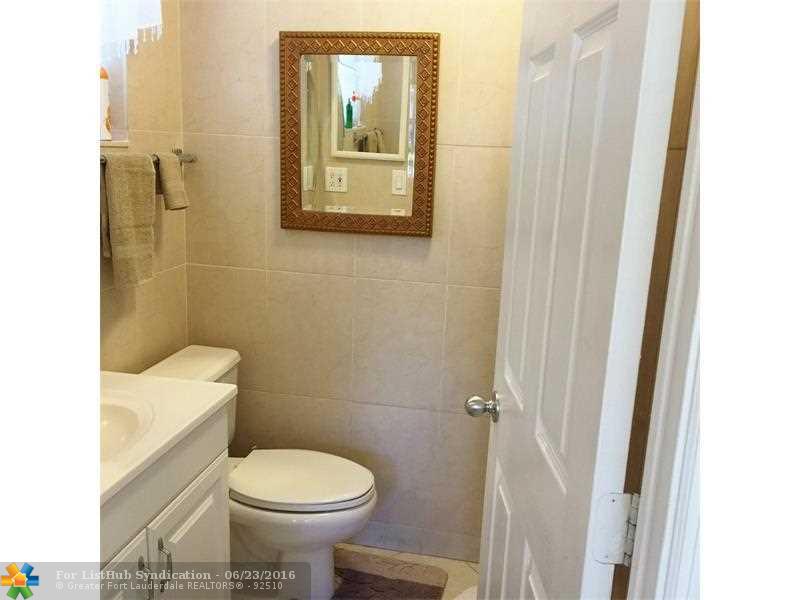1425 Jefferson St, Hollywood, FL 33020
