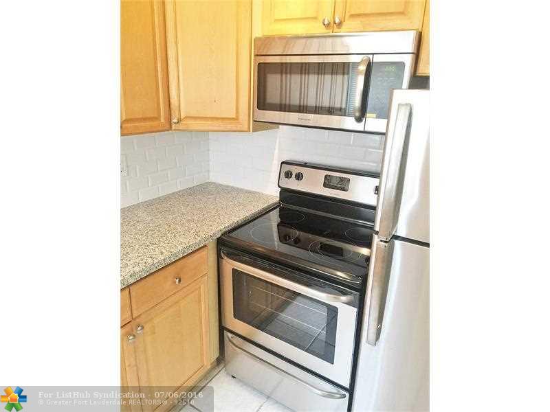 1637 Tyler St 2, Hollywood, FL 33020