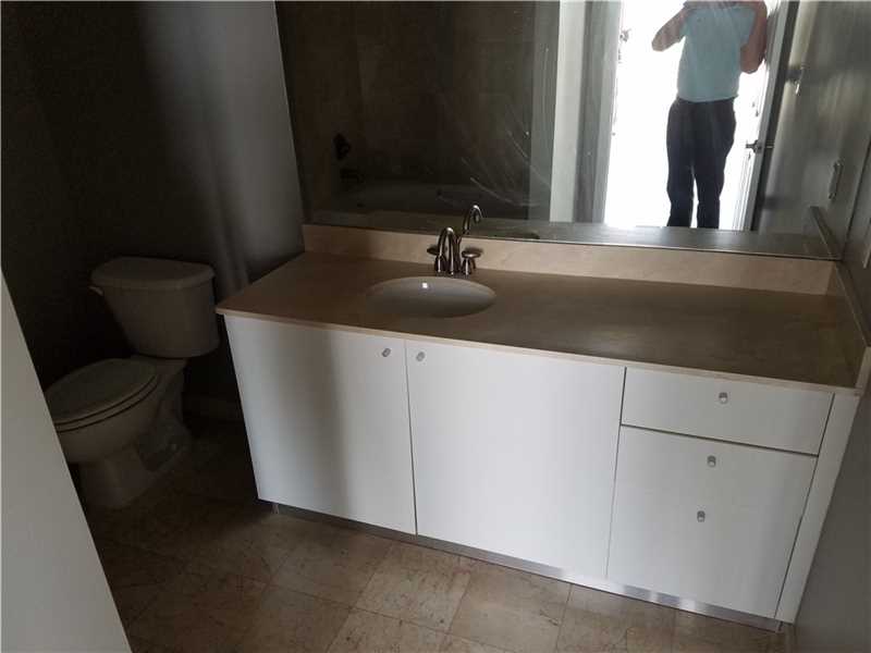 2100VAN BUREN, Hollywood, FL 33020