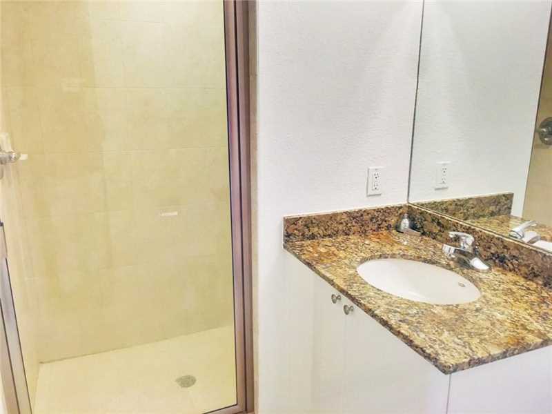 1830 Radius Dr 909, Hollywood, FL 33020