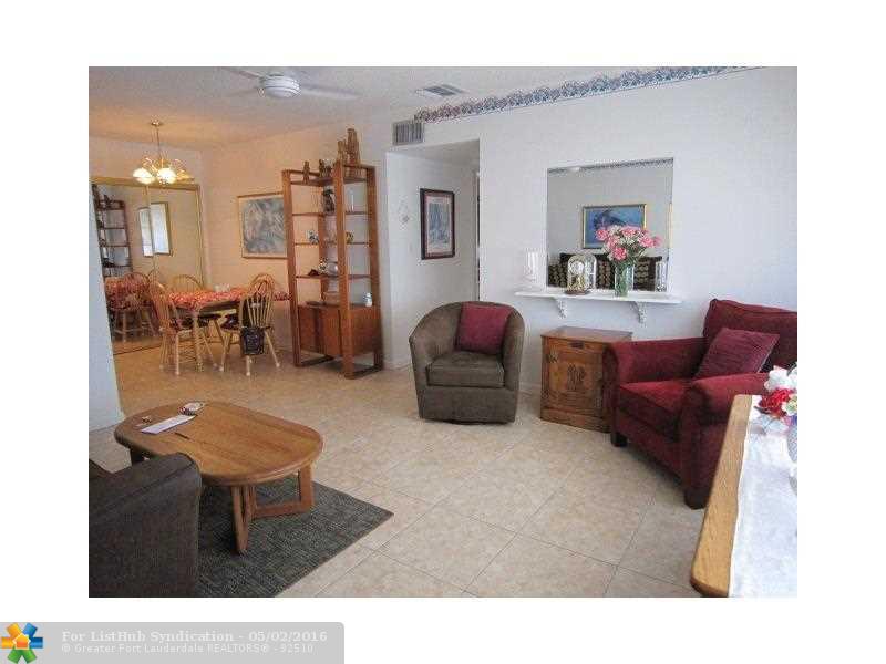 1560 McKinley St 201W, Hollywood, FL 33020