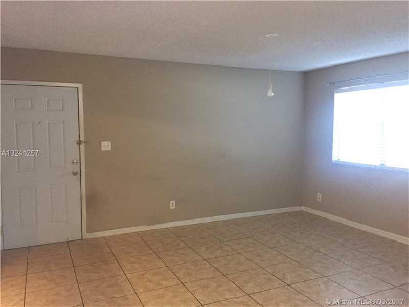 530 South Park Rd, Hollywood, FL 33021