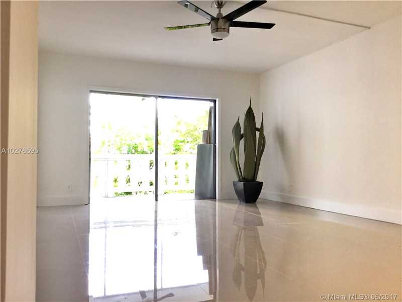 4200HILLCREST DRIVE, Hollywood, FL 33021