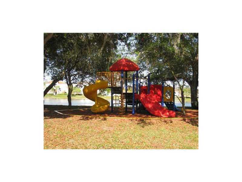 3690 North 56 AV, Hollywood, FL 33021