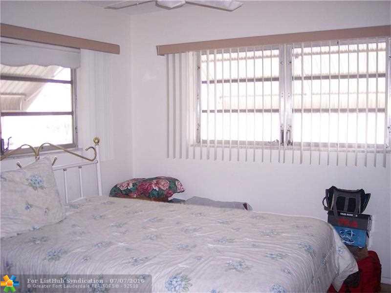 5300 Washington St 211-s, Hollywood, FL 33021