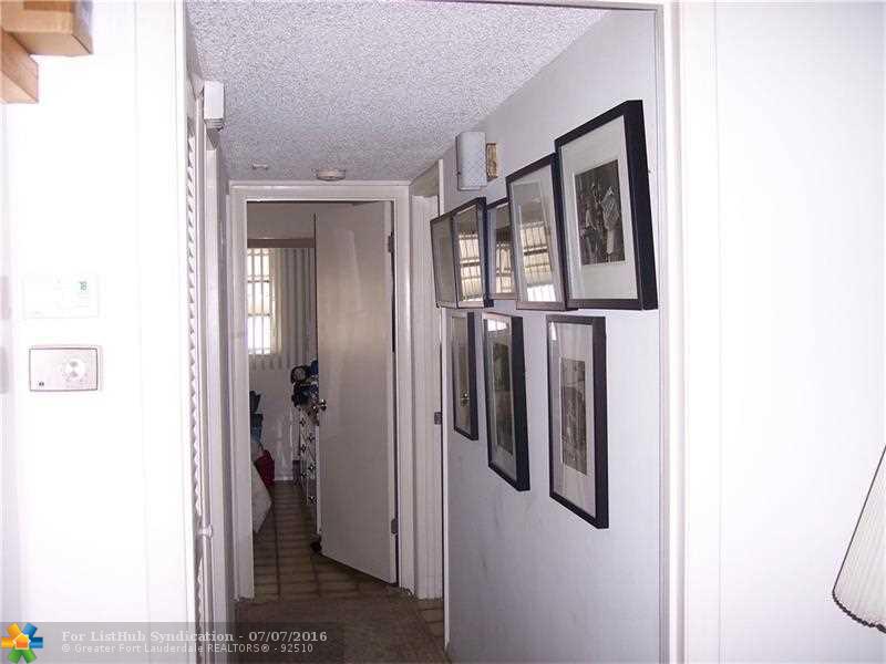 5300 Washington St 211-s, Hollywood, FL 33021