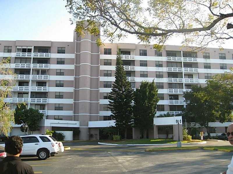 919 Hillcrest Dr 509, Hollywood, FL 33021