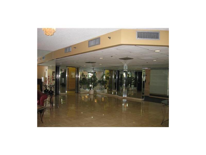 919 Hillcrest Dr 509, Hollywood, FL 33021