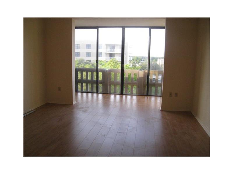 919 Hillcrest Dr 509, Hollywood, FL 33021
