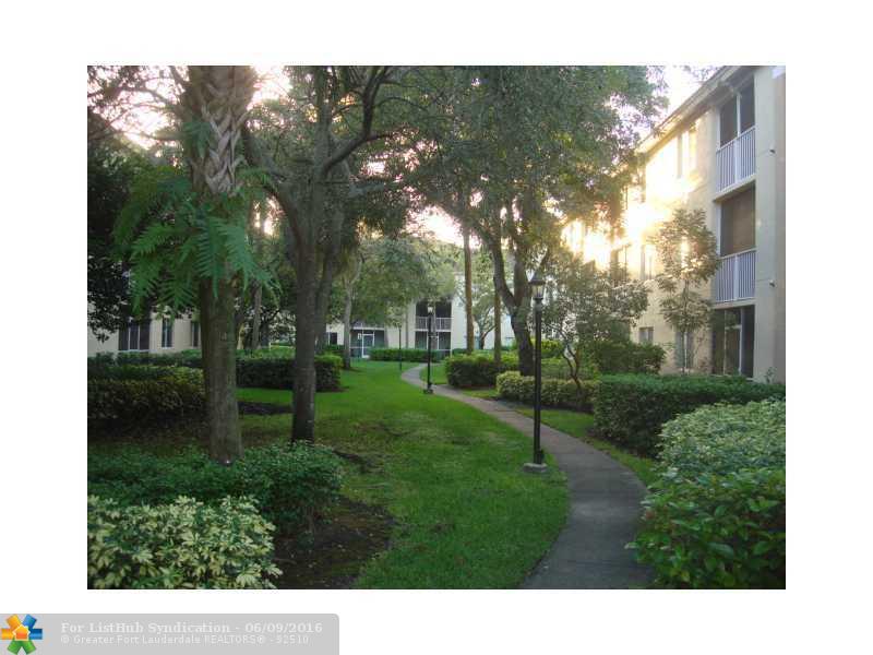 460 S Park Rd 6-203, Hollywood, FL 33021