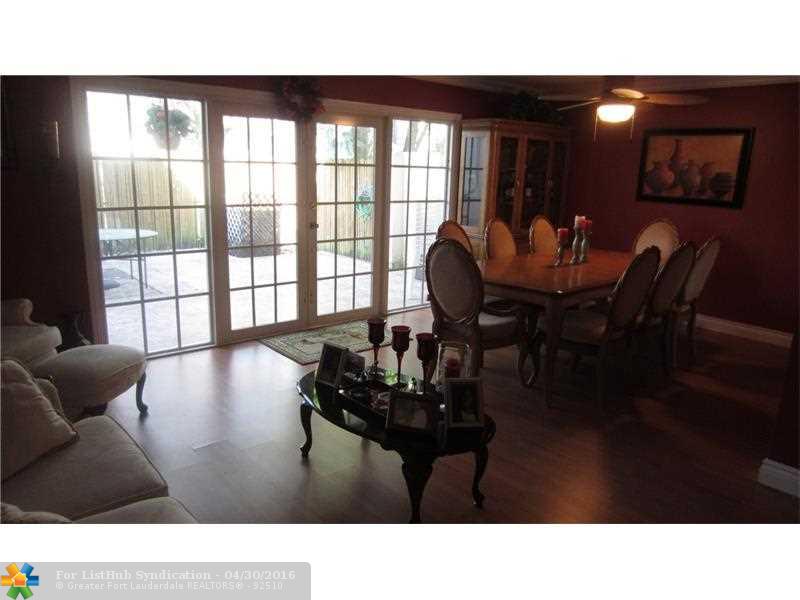 3331 Farragut St 8G, Hollywood, FL 33021