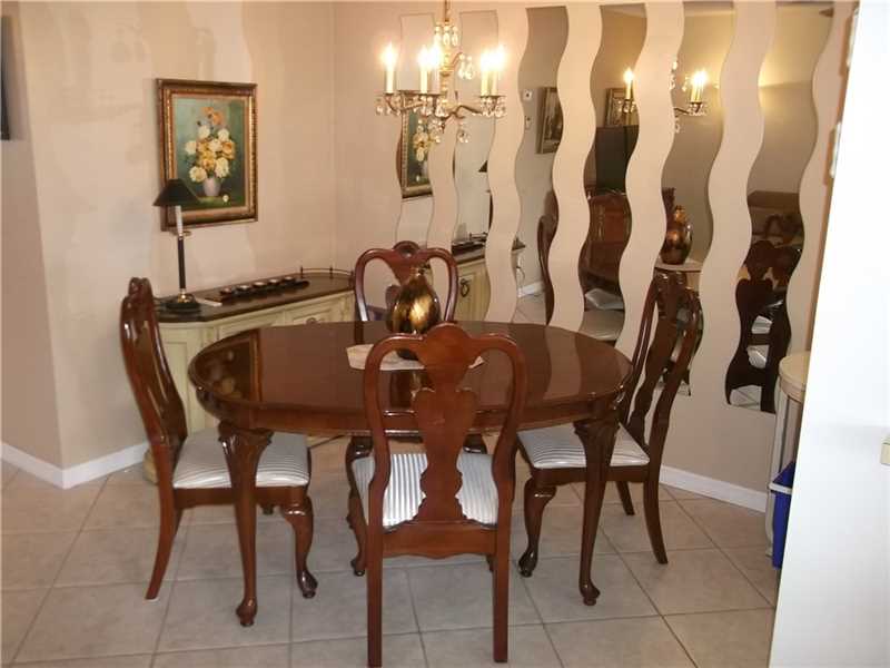 5300Washington St, Hollywood, FL 33021