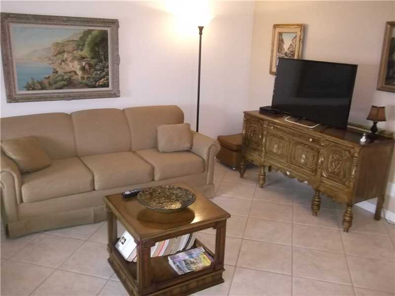 5300Washington St, Hollywood, FL 33021