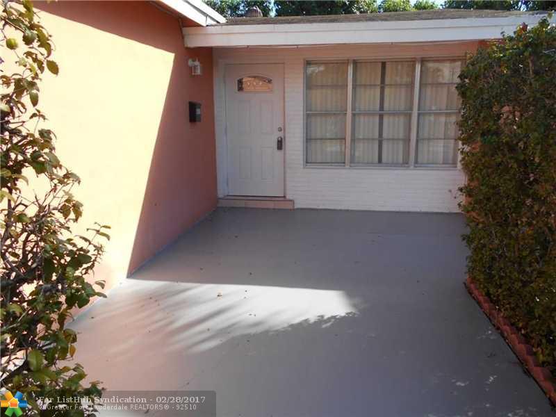 6670 Allen St, Hollywood, FL 33024